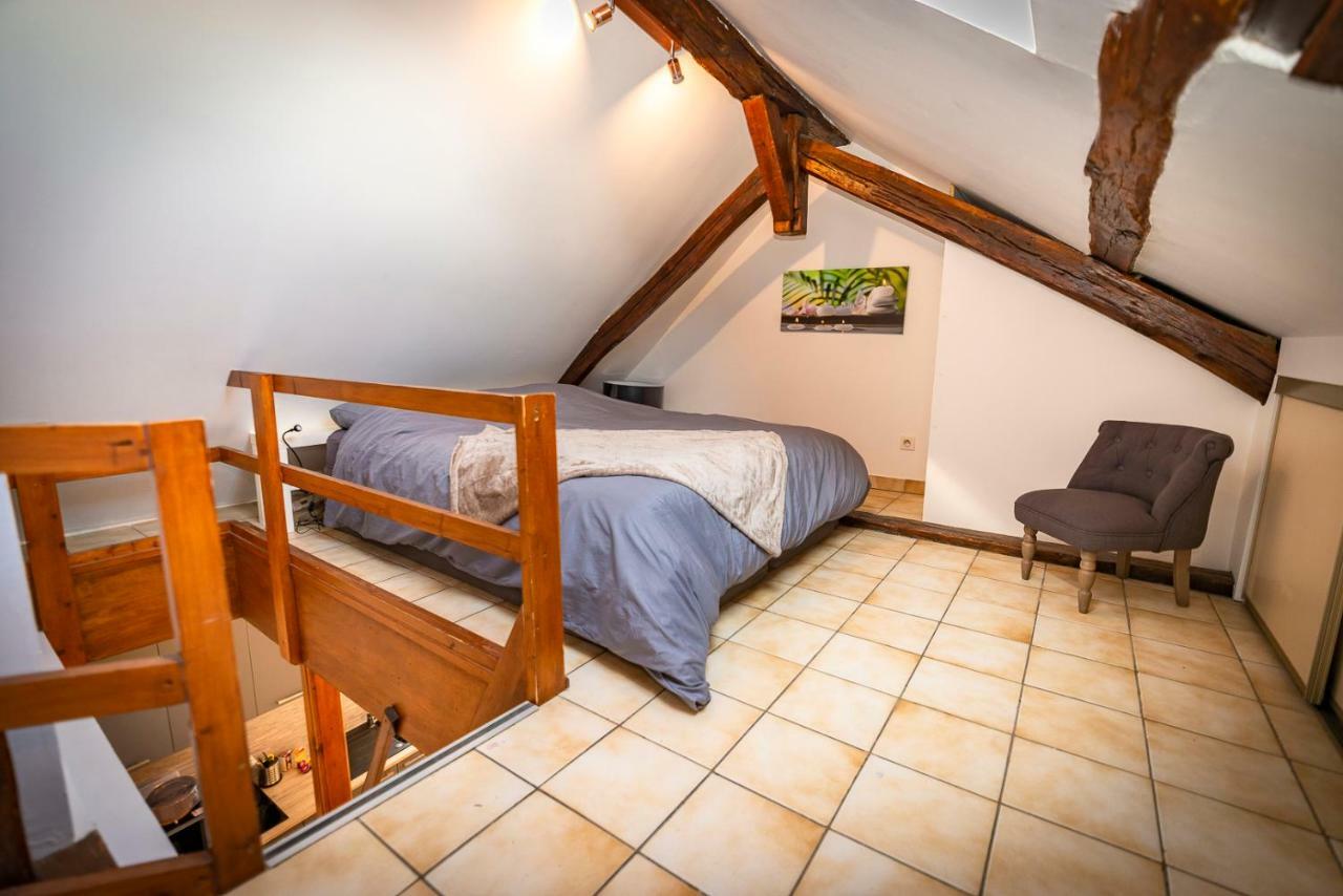 Duplex Dans Centre Ville Troyes Exterior foto
